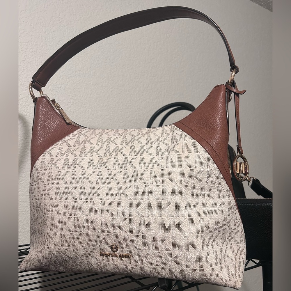 MICHAEL Michael Kors Aria Shoulder/Hobo bag